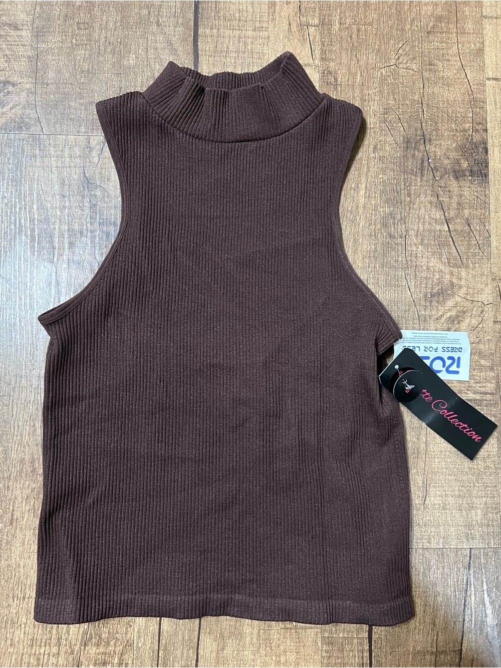 Women’s Sleeveless Ribbed Mock Neck Tank Top - Chocolate Brown